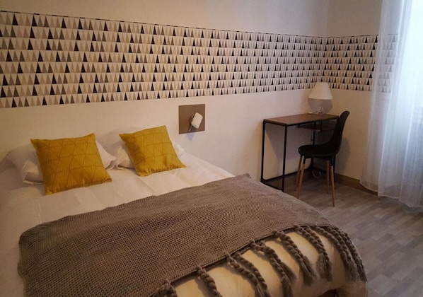 Double Room | Individually decorated, individually furnished, desk, blackout curtains