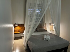 2 bedrooms, iron/ironing board, travel crib, free WiFi