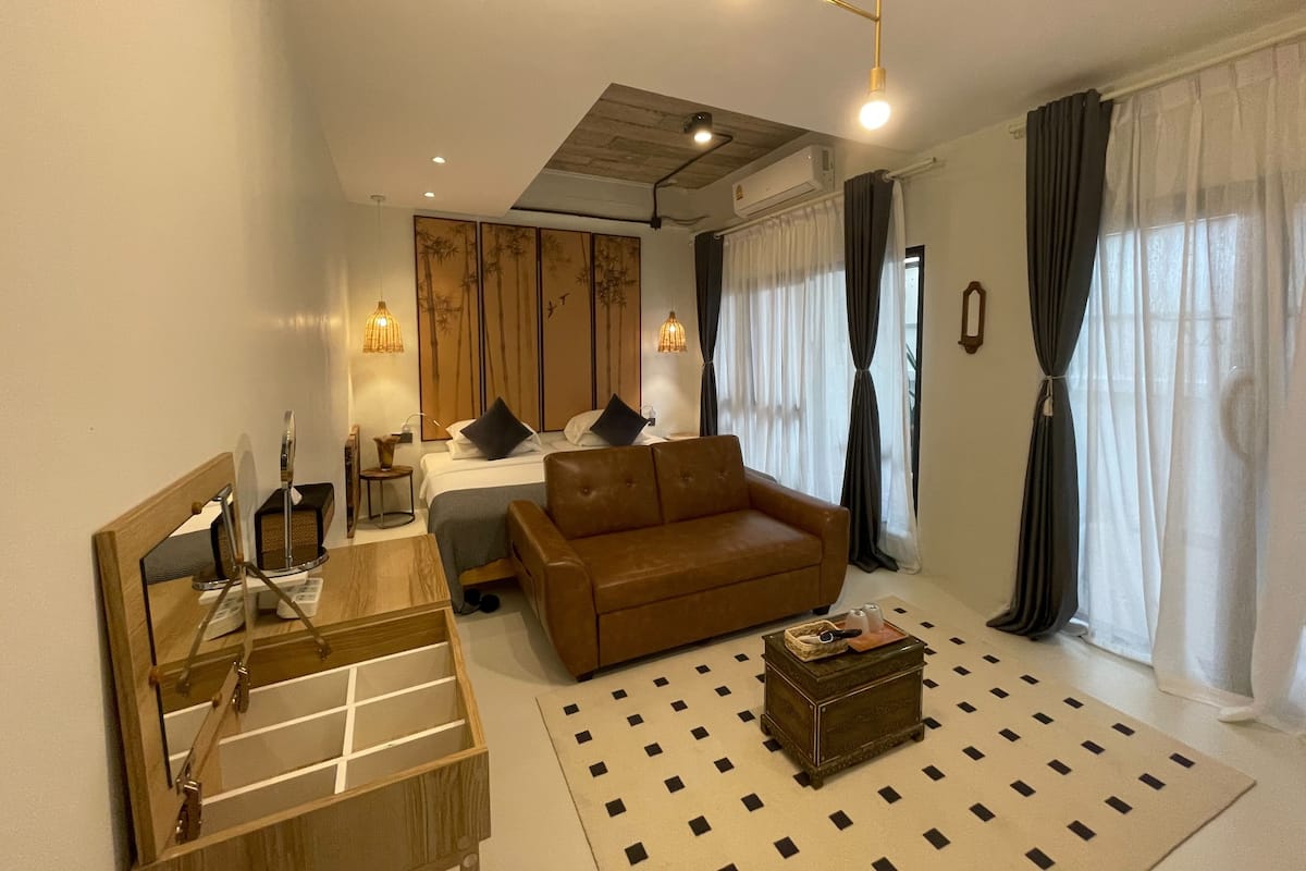 Luxury Room | 2 bedrooms, premium bedding, minibar, in-room safe
