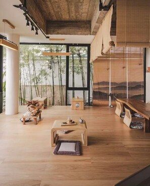 Restaurant - YOLO Bangkok Boutique Hotel (Bangkok)