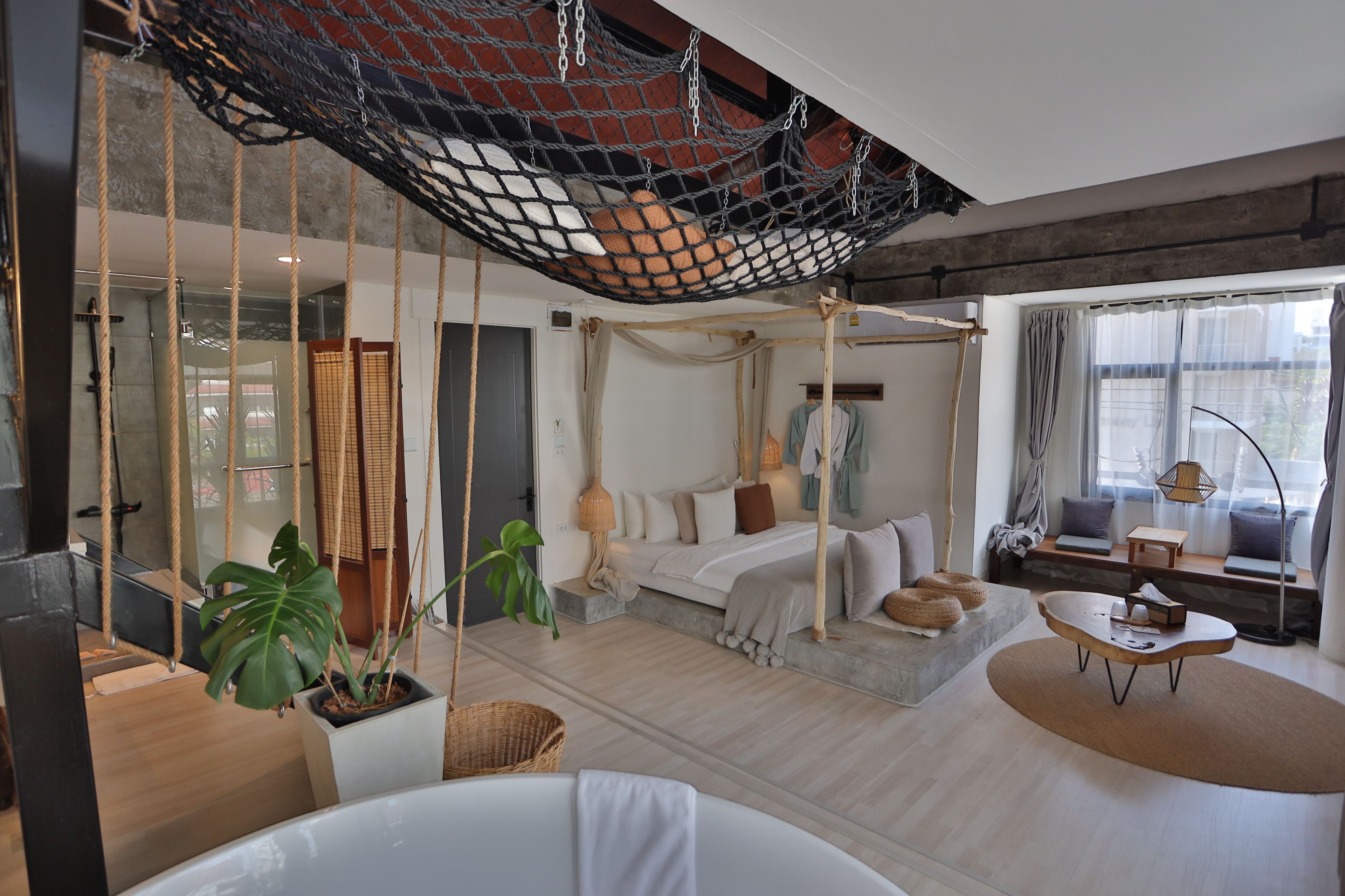 signature loft, 1 bedroom, non smoking, bathtub | 2 bedrooms, premium bedding, minibar, in-room safe