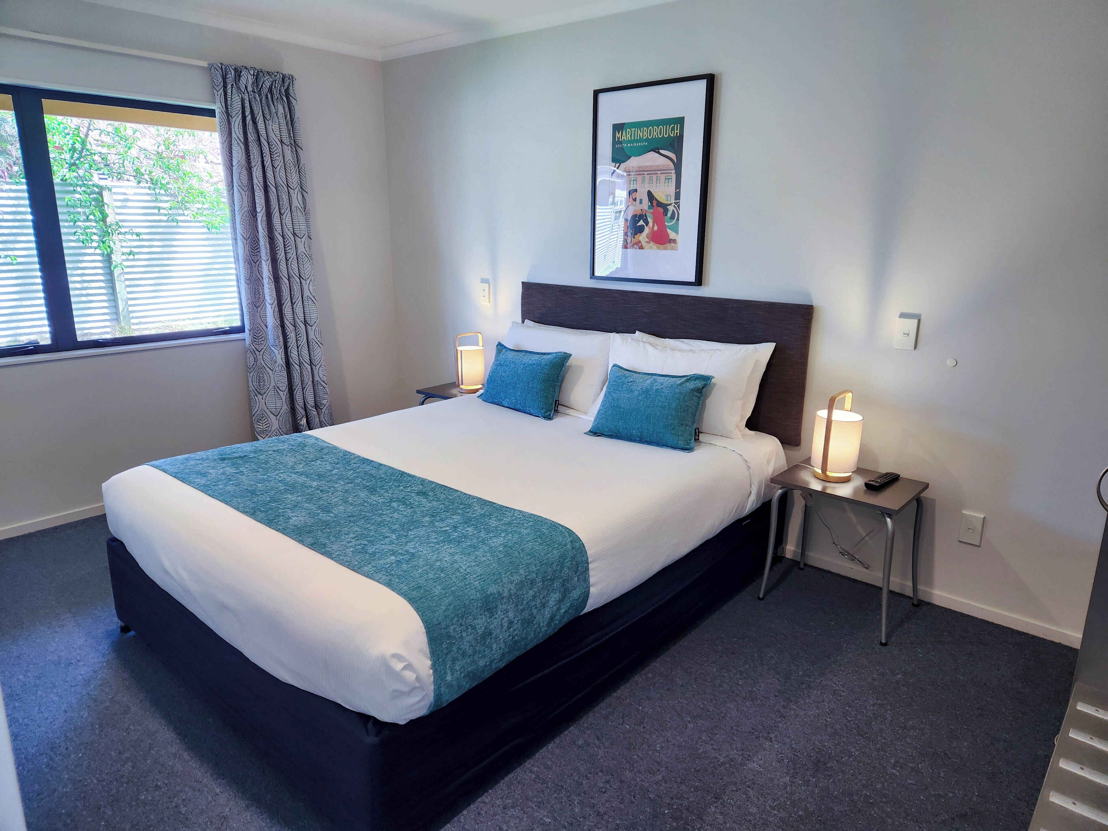 One Bedroom + Single