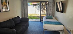 One Bedroom + Single | Garden view