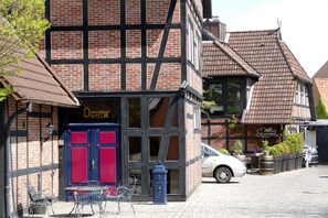 Property grounds - Meyers Hotel (Seevetal)
