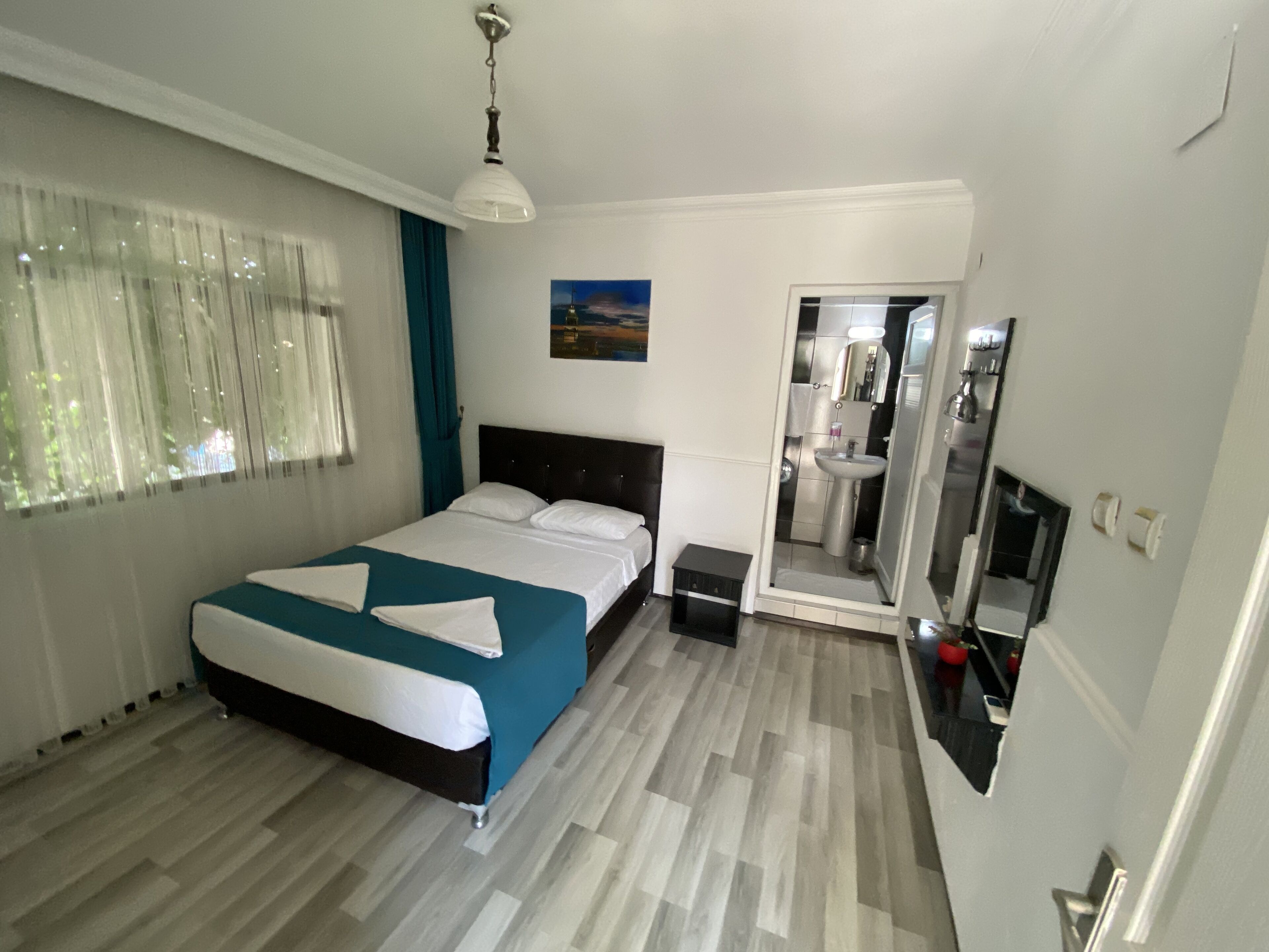 blackout curtains, soundproofing, free wifi, bed sheets