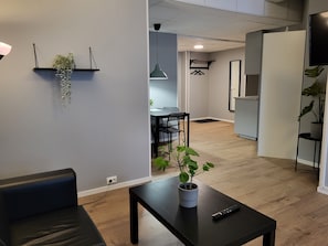 Apartment, 1 Bedroom (2 Beds) | Blackout drapes, iron/ironing board, free WiFi, bed sheets