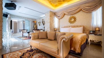 Extreme Room (Consecutive night 12 pm check-out required, extra fees for guests stay consecutively) | Individually decorated, blackout drapes, free WiFi, bed sheets