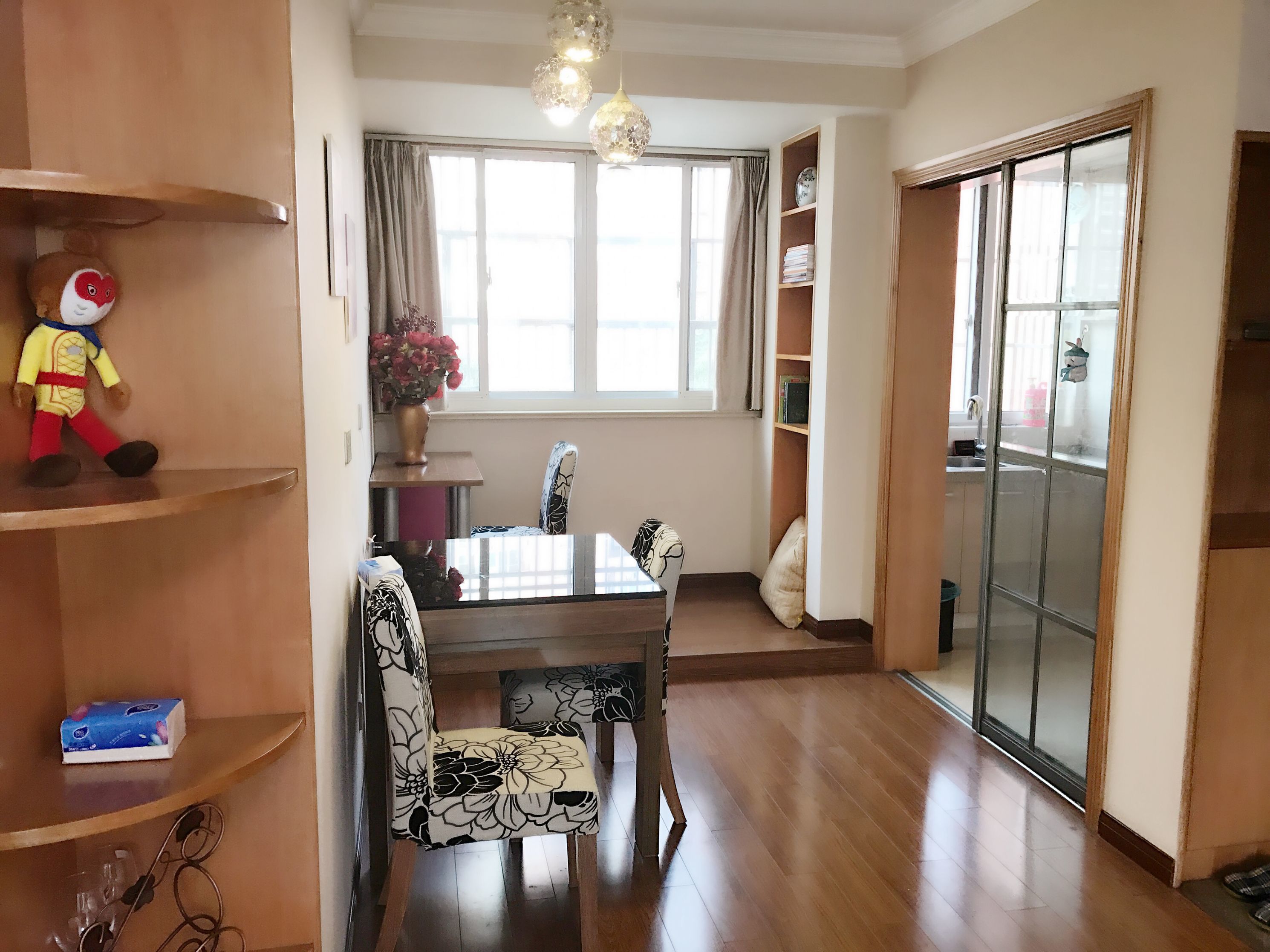 Apartamento, 2 habitaciones | 2 dormitorios, cortinas opacas, wifi gratis y ropa de cama