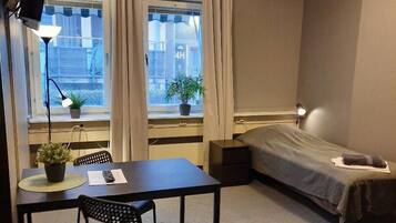 Cortinas blackout, tabla de planchar con plancha y wifi gratis