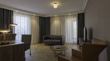 Suite Majestueuse | Salle de séjour