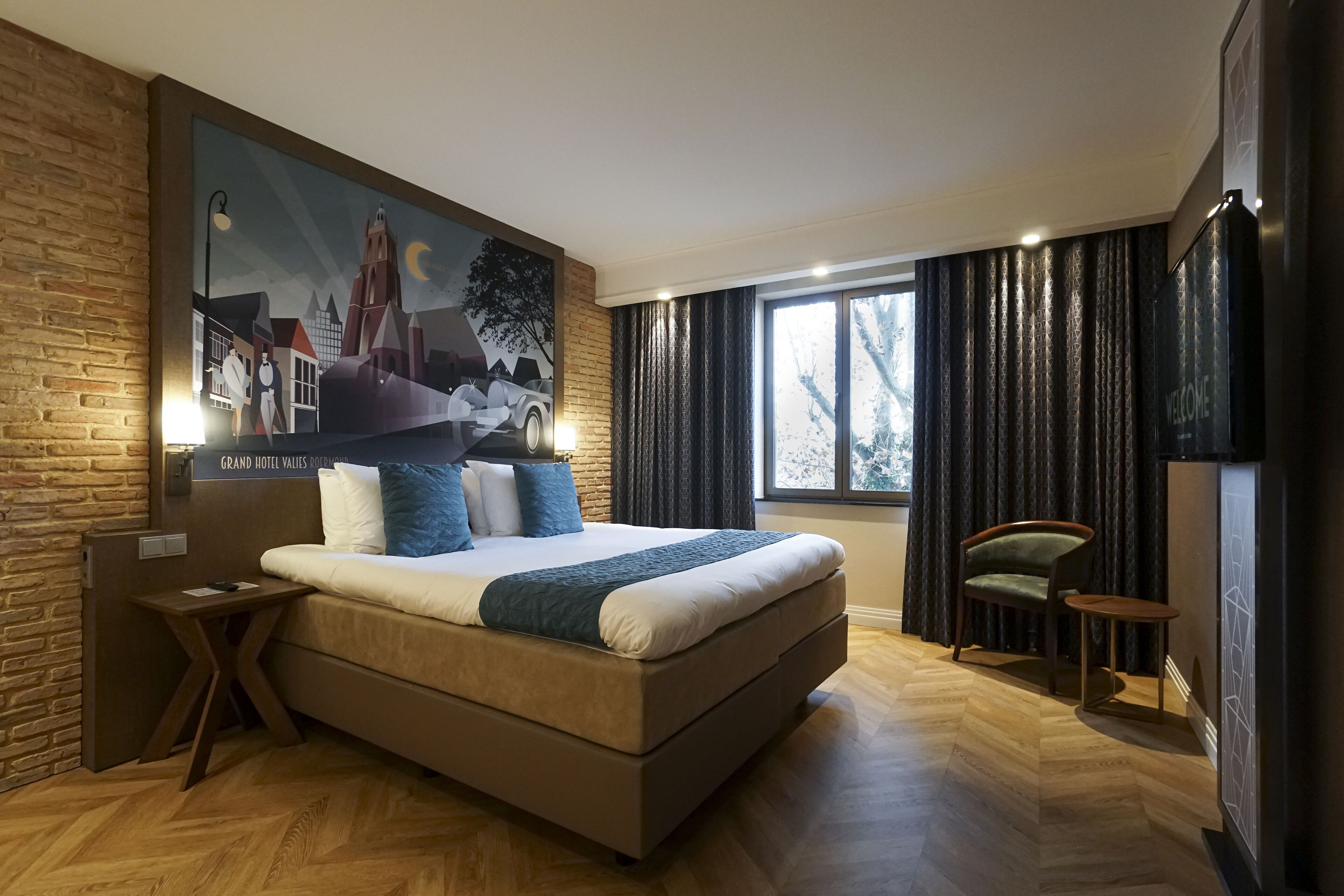 double room | 1 bedroom, hypo-allergenic bedding, in-room safe, desk