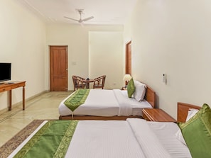 Iron/ironing board, free WiFi, bed sheets