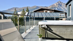 Luxe suite, terras (Private Pool and Sauna) | Terras