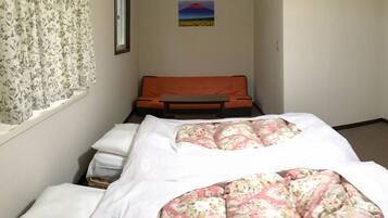 3 bedrooms, free WiFi, bed sheets