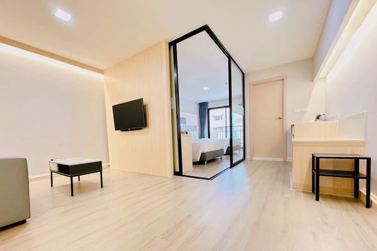 Deluxe Twin Room | Premium bedding, minibar, in-room safe, desk