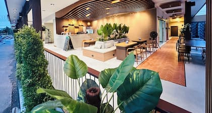 O2 Grand Suvarnabhumi Airport - Free Scheduled Shuttle from Hotel to Suvarnabhumi Airport