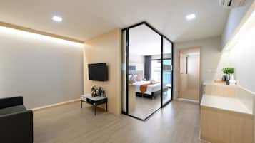 One Bedroom King | Roupas de cama premium, frigobar, cofres nos quartos, escrivaninha