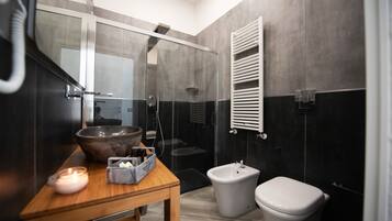 Deluxe Double Room, 1 Queen Bed, Private Bathroom, City View | Bathroom | Free toiletries, hair dryer, slippers, bidet