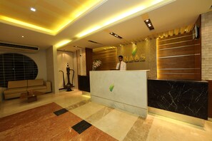 Reception - Naas Serviced Apartments (Dhaka)