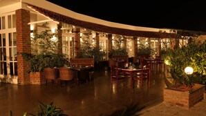 مطعم