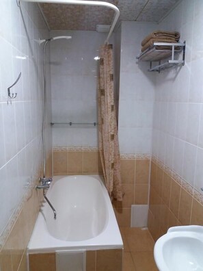 Bathroom - Hotel Abu Shakheen (Bukhara)