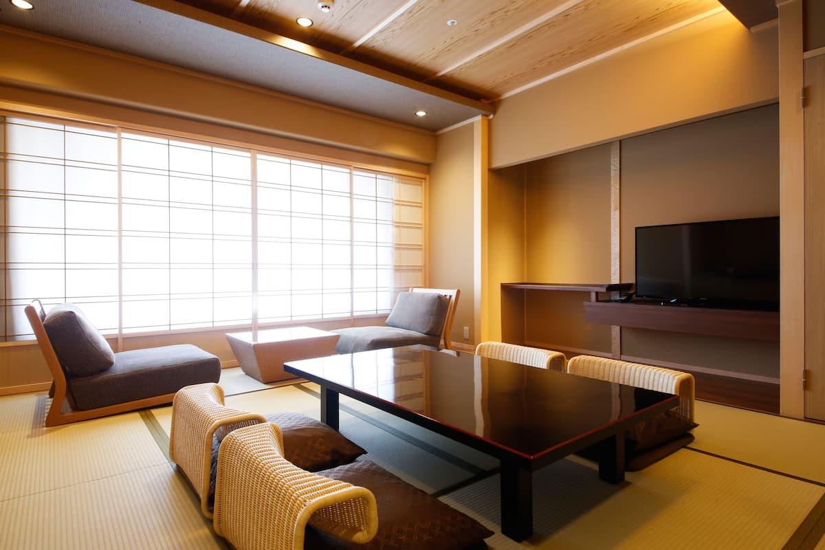 Chambre (Japanese Style) | Couette en duvet, coffre-fort, accès au Wi-Fi (inclus), literie fournie