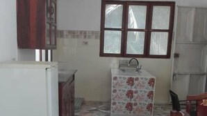 Unclassified image, 3 of 16, button - Bububu Apartment (Zanzibar Town)