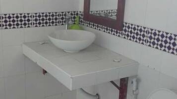 Phòng tắm