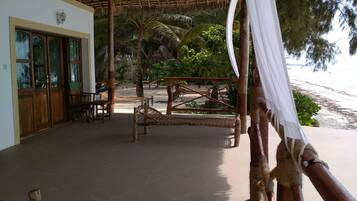 Studio, pemandangan laut | Teras/patio