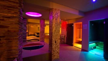 Behandlungsräume für Paare, Whirlpool, Dampfbad, Thai-Massagen