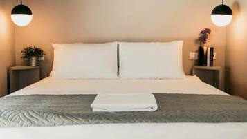 Caja de seguridad en la habitación y cortinas blackout