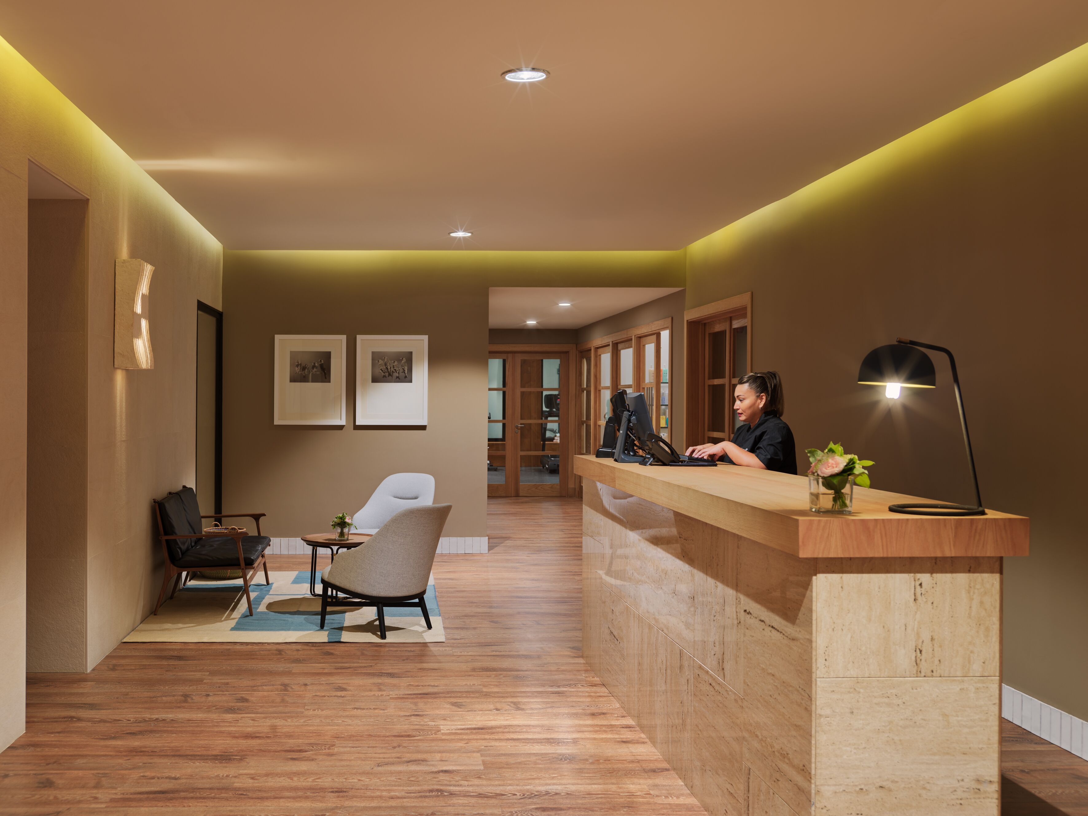 sauna, hot tub, steam room, turkish bath/hammam, body treatments