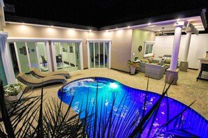 Private pool - TJ Private Pool Villa (Pattaya)