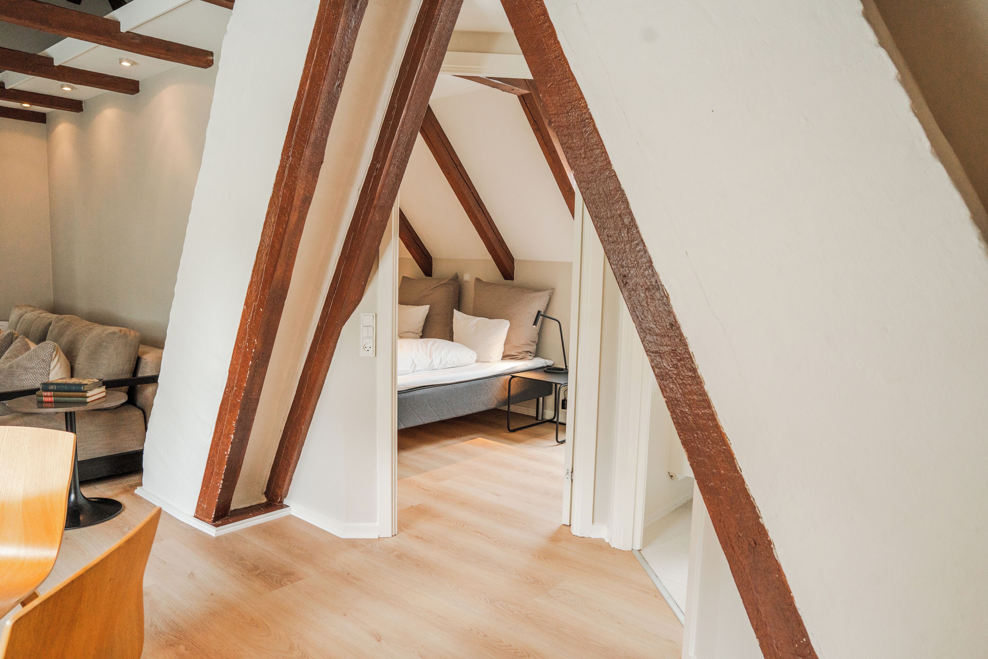 apartment | 1 bedroom, hypo-allergenic bedding, blackout curtains, soundproofing