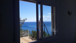 Interior - Roses: Loft with private terrace and garden, magnificent sea view (Roses)