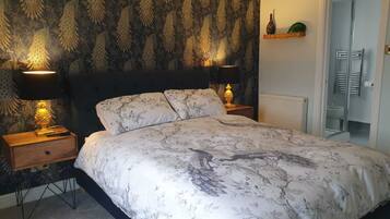 Luxury Room (Room 2) | Blackout curtains, iron/ironing board, free WiFi, bed sheets