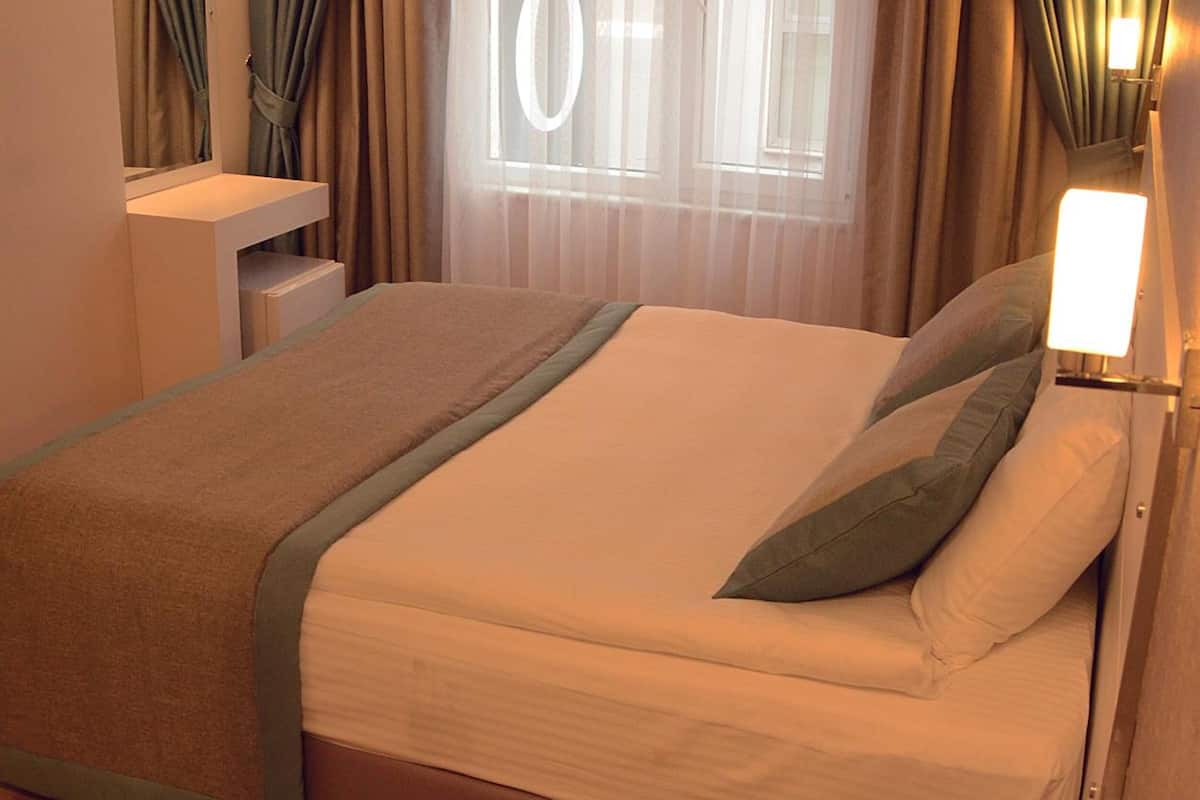 Minibar, in-room safe, soundproofing, free cots/infant beds