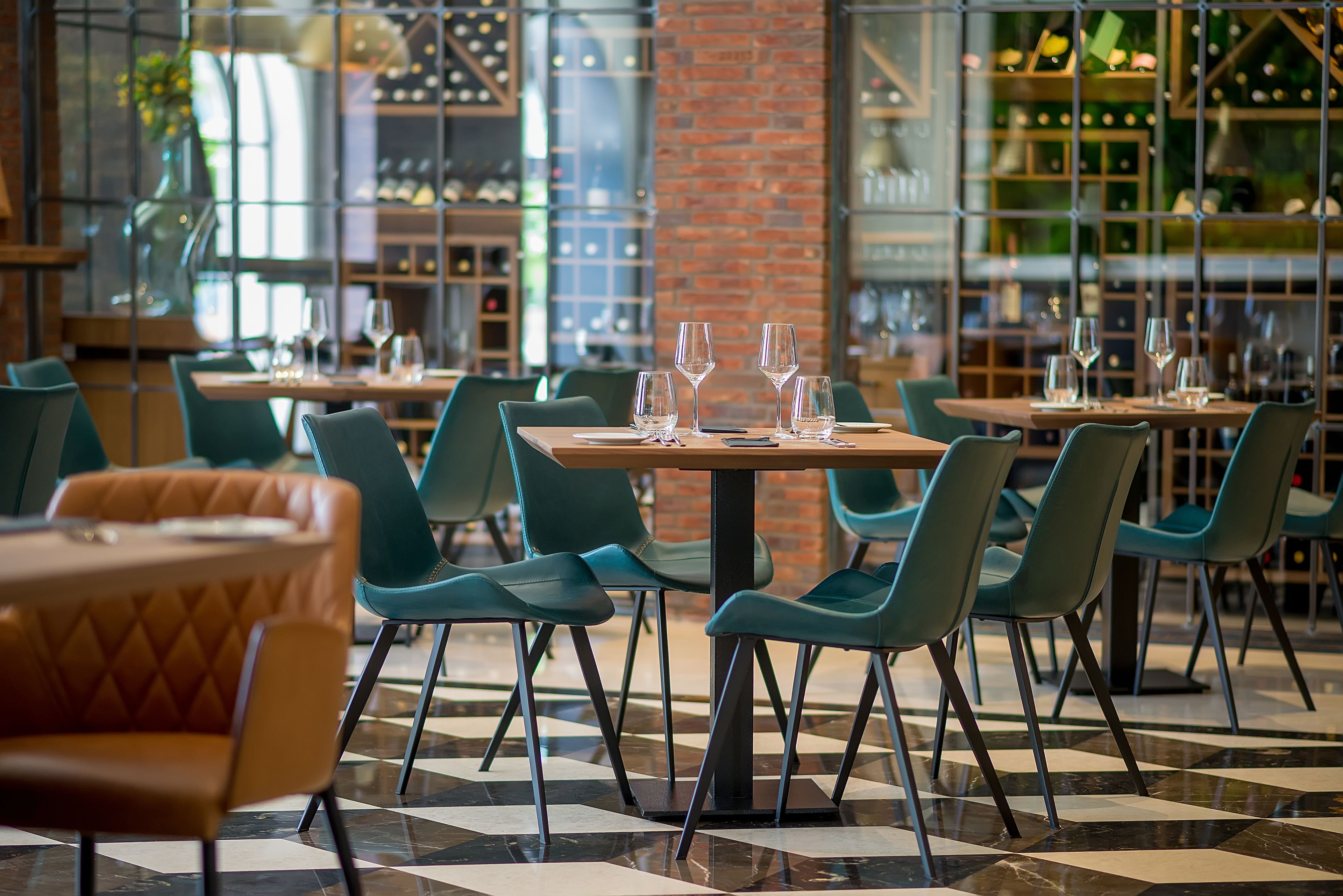 free daily full breakfast