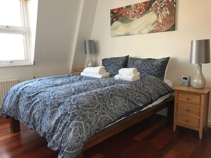 1 sovrum, strykjärn/strykbräda, wi-fi och sängkläder