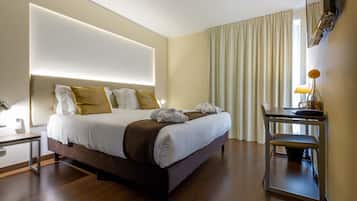 Premium Double Room, 1 Double Bed, Terrace | Minibar, in-room safe, desk, laptop workspace
