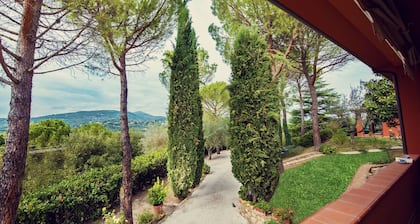 Villa Nuba,Perugino villa-apt.5min to downtown,playground,Eco pool,barbecue,wifi