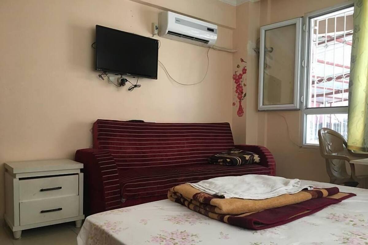 Basic Apartment, 1 Bedroom, Valley View