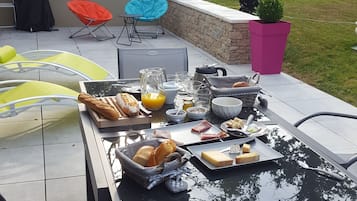 Petit déjeuner continental compris tous les jours