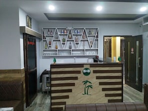 2 bars/lounges - Tropical Suites (Phuntsholing)