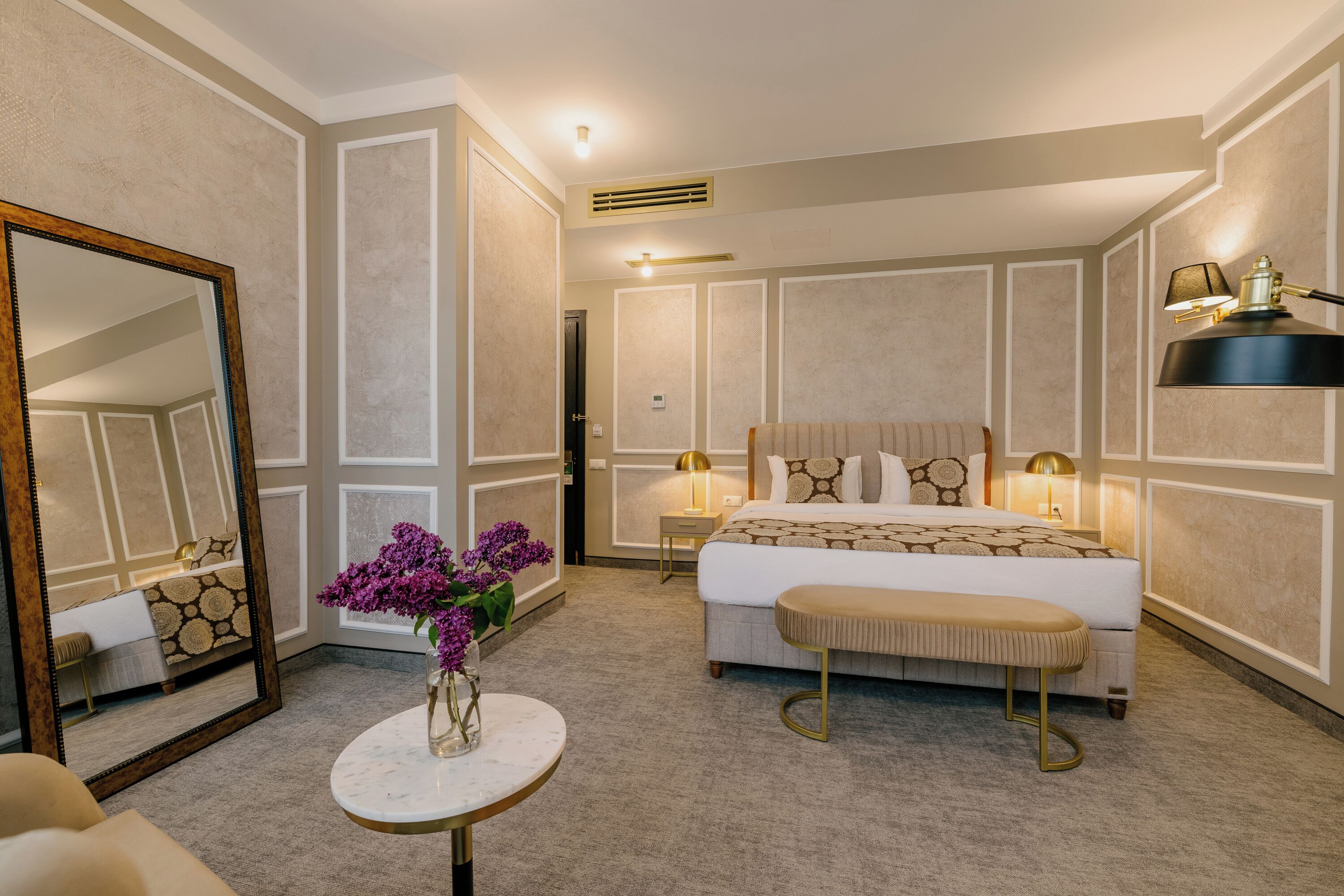 Narikala Suite | In-room safe, desk, laptop workspace, iron/ironing board