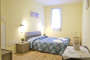 3 chambres, accès Internet, draps fournis