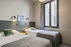 Apartment, 2 Bedrooms | Iron/ironing board, free WiFi, bed sheets