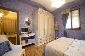 In-room safe, free cots/infant beds, rollaway beds, free WiFi