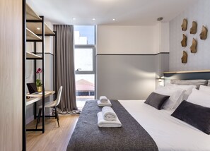 Suite Superior | Seprai premium, tempat tidur Tempur-Pendic, dan brankas