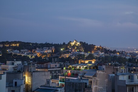 The Pinnacle Athens - Image 37